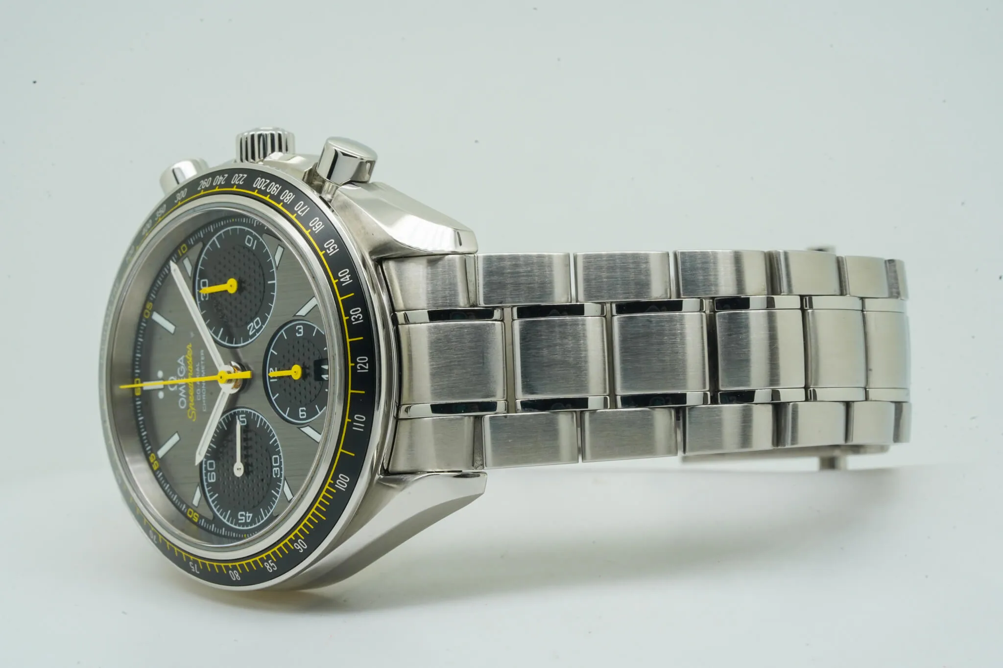 Omega Speedmaster Racing 326.30.40.50.06.001 40mm Gray 5