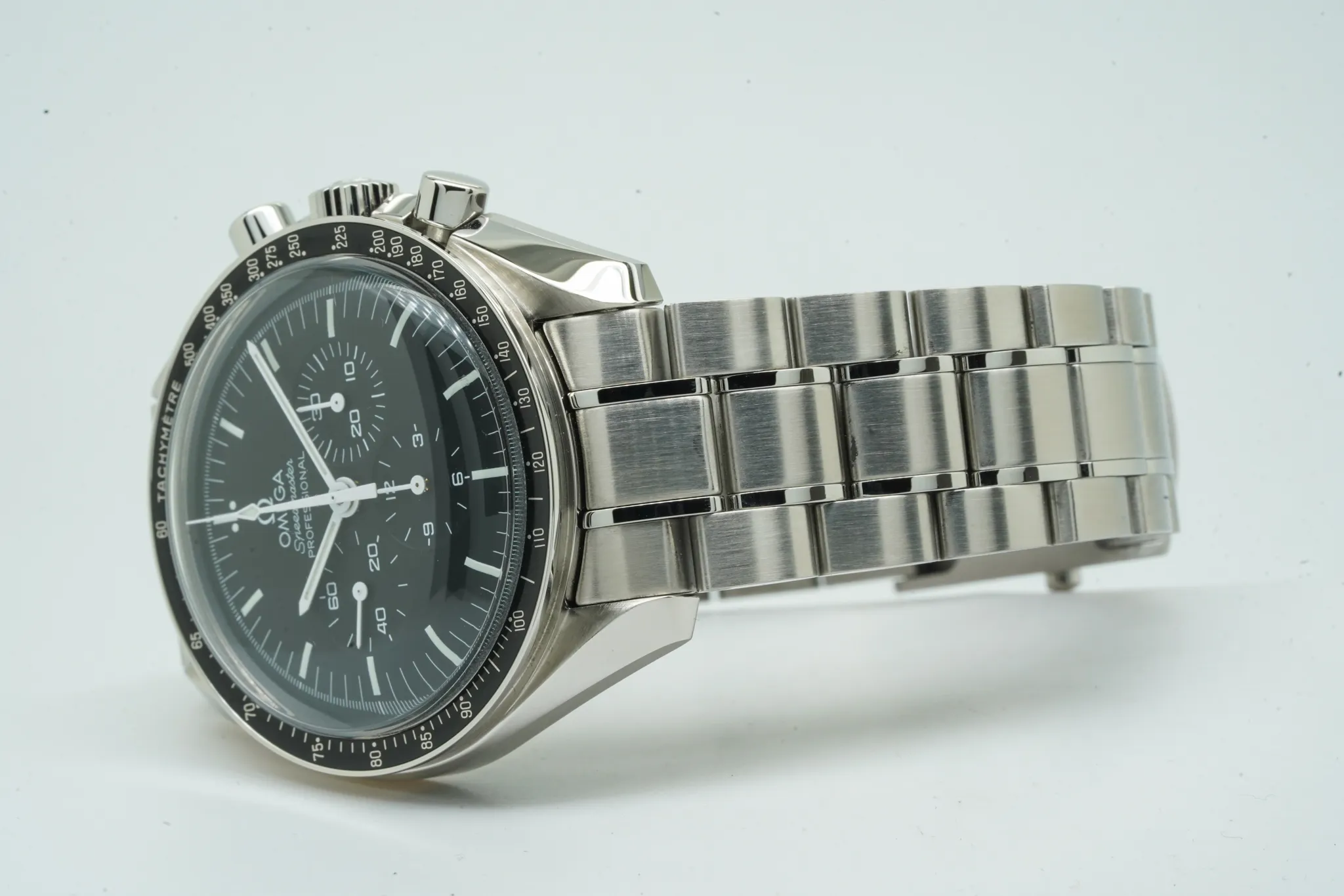 Omega Speedmaster Moonwatch 311.30.42.30.01.005 Black 12