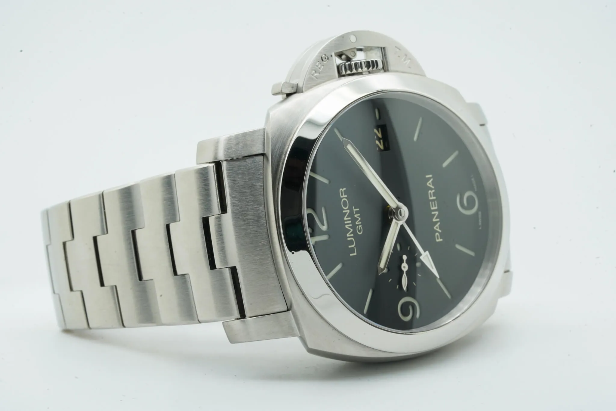 Panerai Luminor 1950 3 Days GMT Automa PAM 00329 44mm Black 4