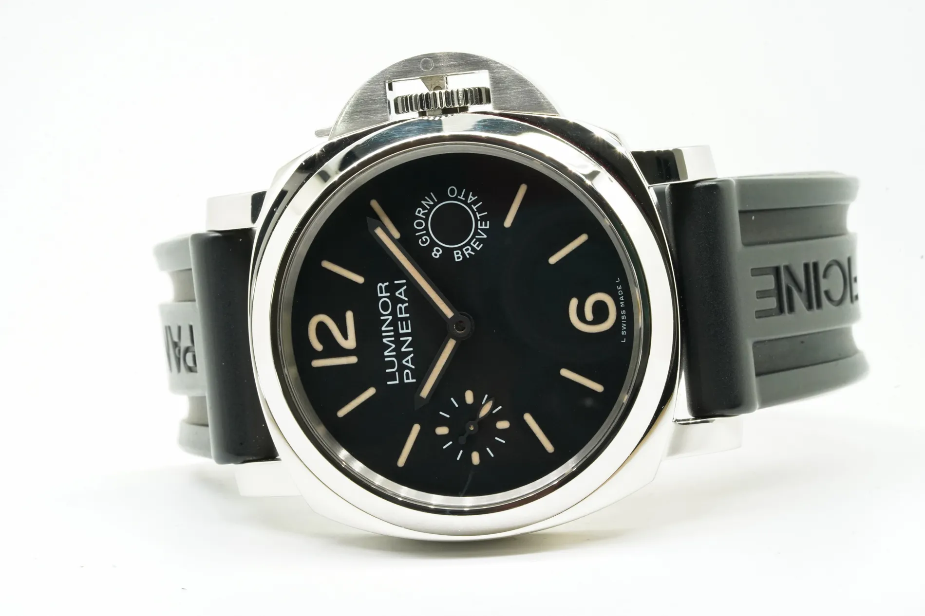 Panerai Luminor PAM 00590 44mm Black