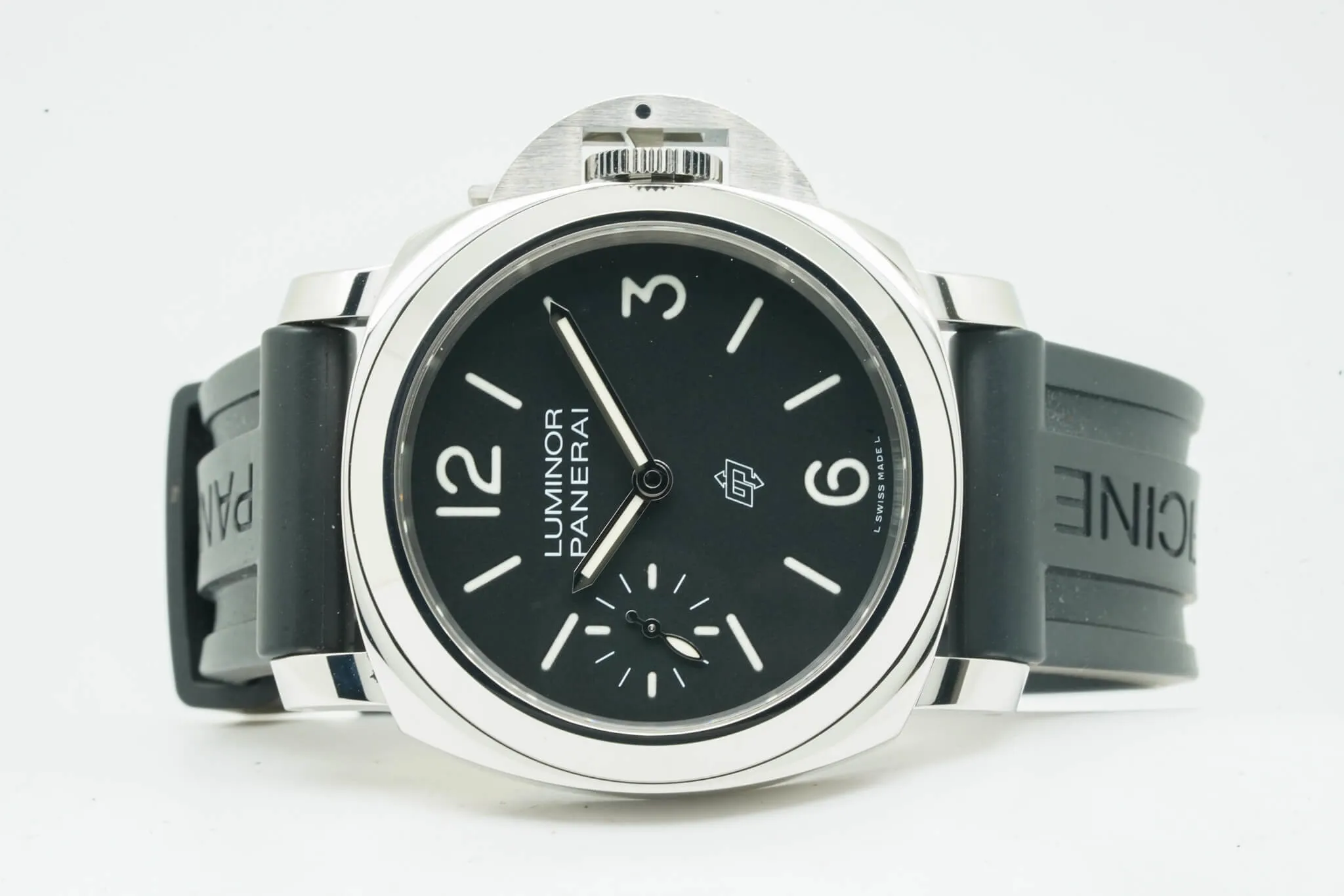 Panerai Luminor PAM01084 44mm Black 13