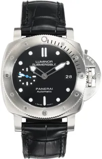 Panerai Submersible PAM 00682 Stainless steel Black