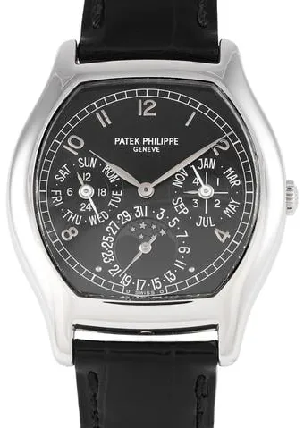 Patek Philippe Perpetual Calendar 5040P-013 35mm Platinum Black