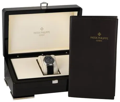 Patek Philippe Perpetual Calendar 5040P-013 35mm Platinum Black 4