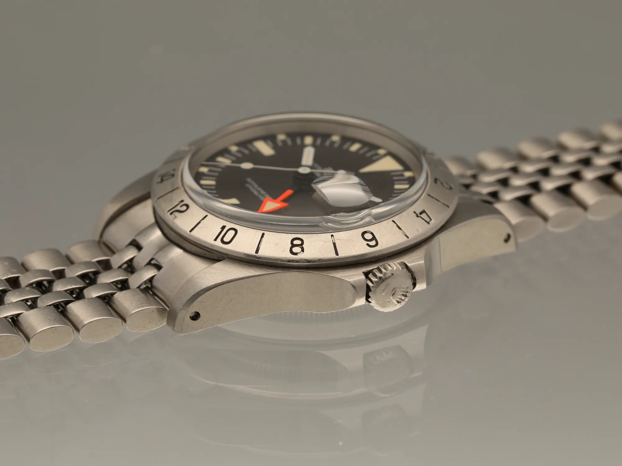 Rolex Explorer II 1655 40mm Cream 3