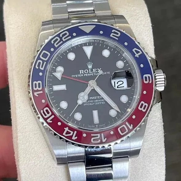 Rolex GMT-Master II 126710BLRO-0002 40mm Oystersteel Black