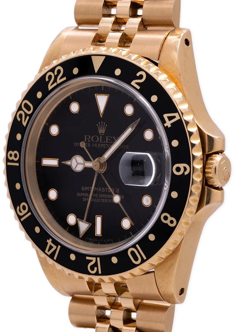 Rolex GMT-Master II 16718 40mm 18K YG Black 1