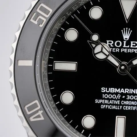 Rolex Submariner (No Date) 41 124060 41mm Stainless steel Black 12