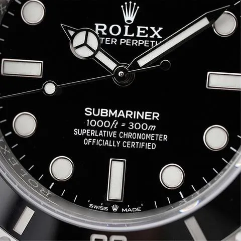 Rolex Submariner (No Date) 41 124060 41mm Stainless steel Black 12