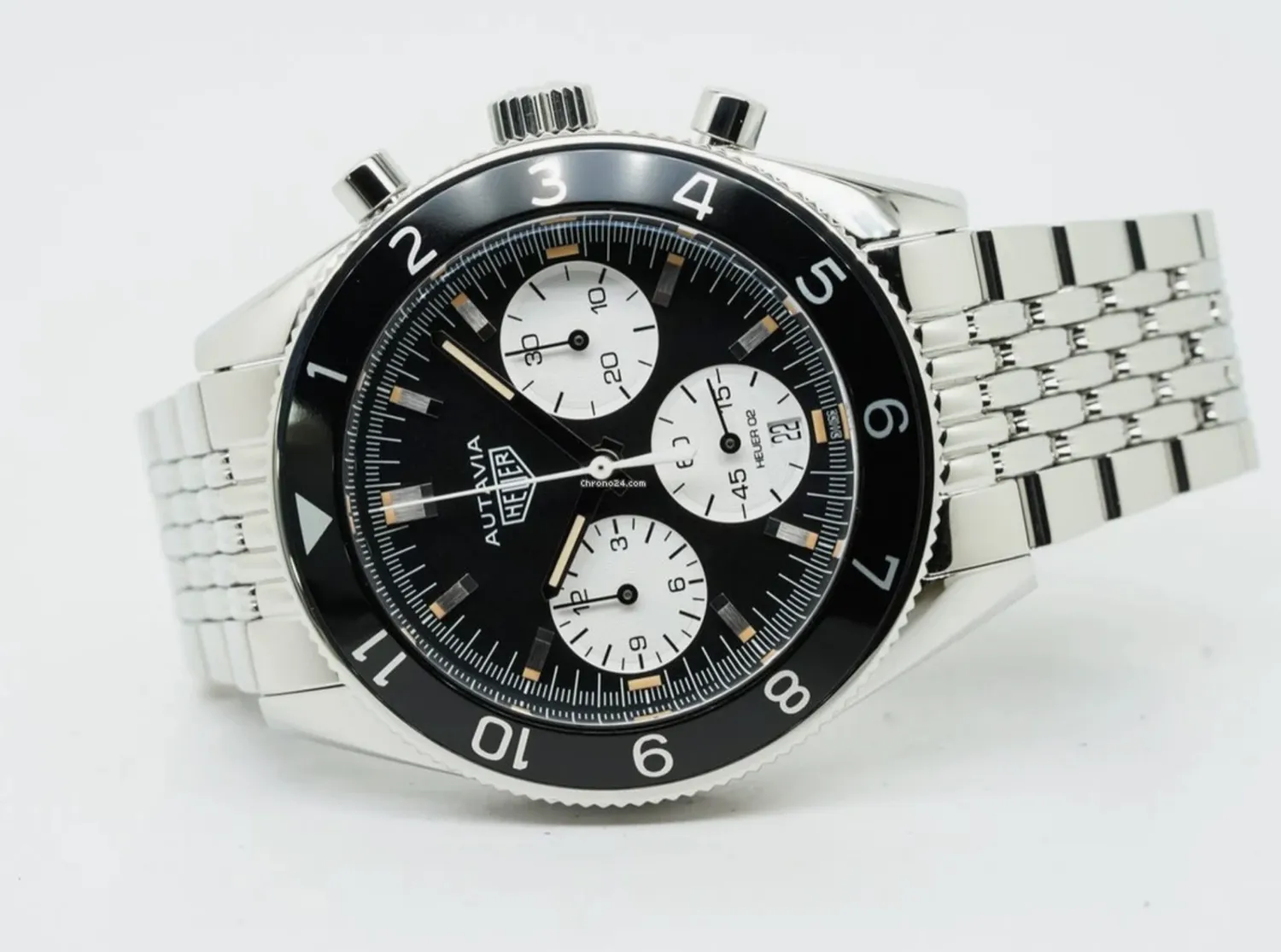 TAG Heuer Autavia CBE2110.BA0687 42mm Black