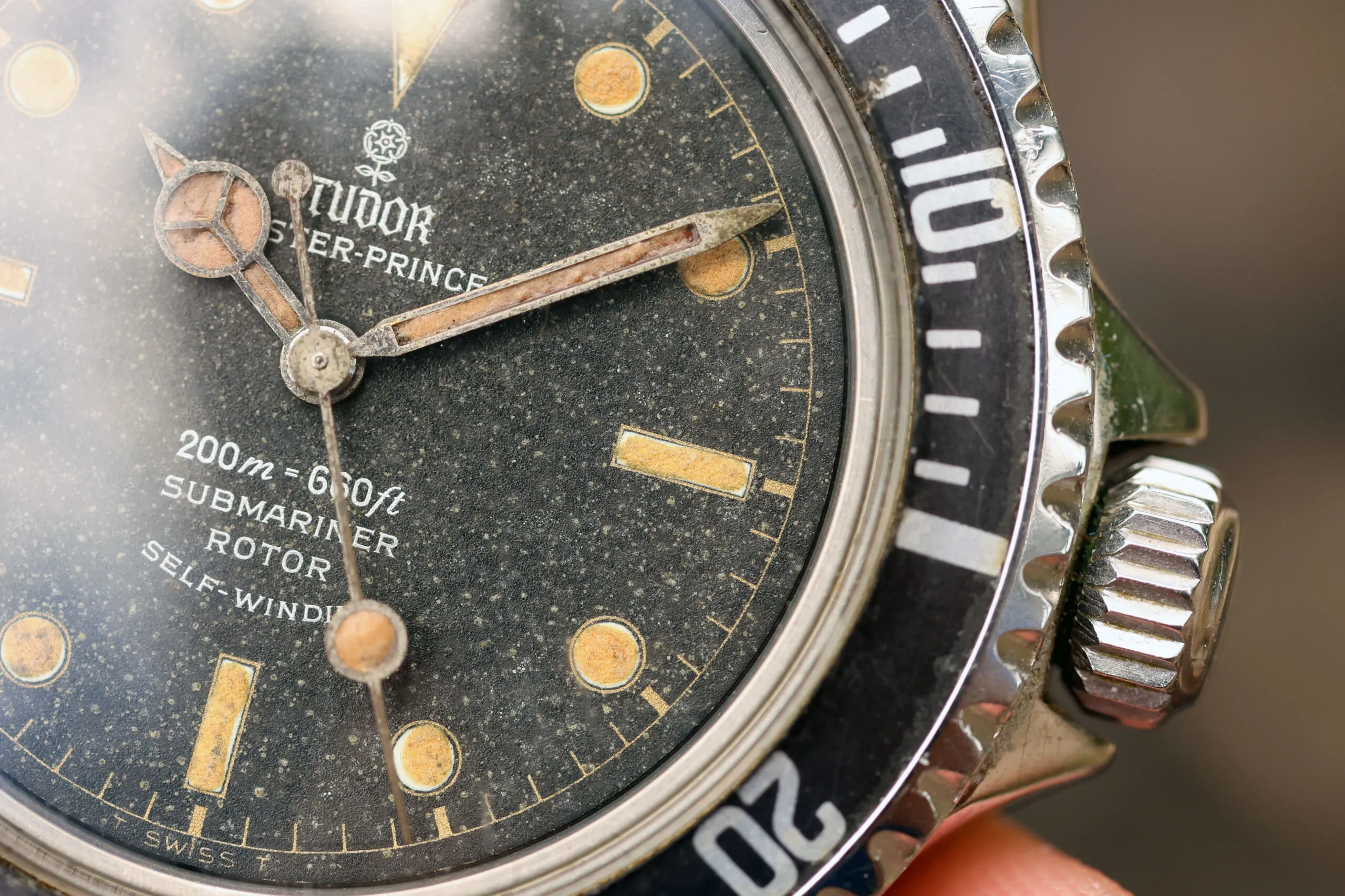 Tudor Submariner 7928 Silver Black 5