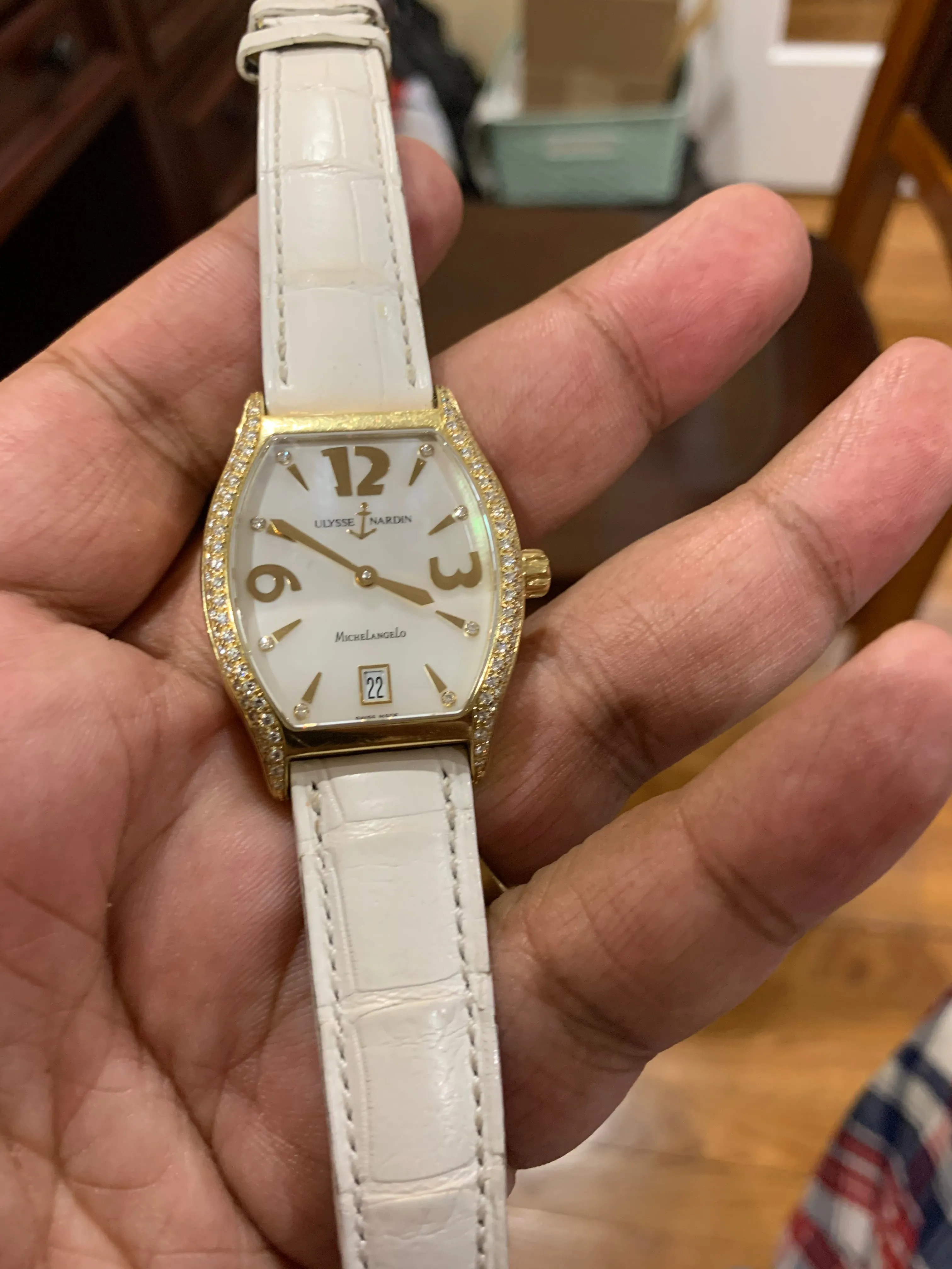 Ulysse Nardin Michelangelo 111-48 32mm Yellow gold Mother-of-pearl