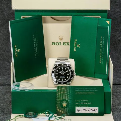 Rolex Submariner 124060 41mm Stainless steel Black 9