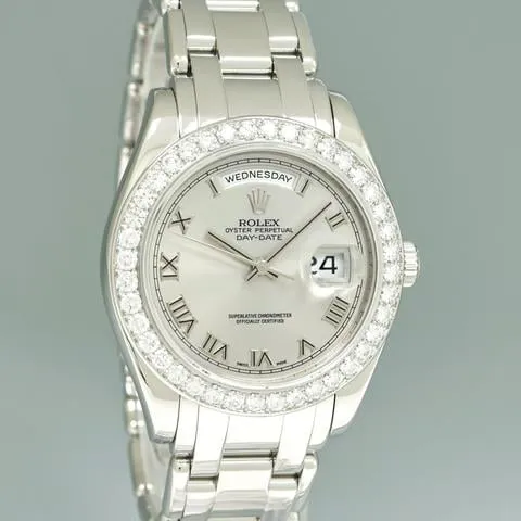 Rolex Day-Date 18946 39mm Platinum Silver 2