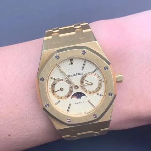 Audemars Piguet Royal Oak 25594SA.OO.0789SA.06 36mm Yellow gold and Stainless steel White 3