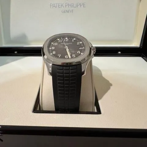 Patek Philippe Aquanaut 5167A-001 40mm Stainless steel Black 1