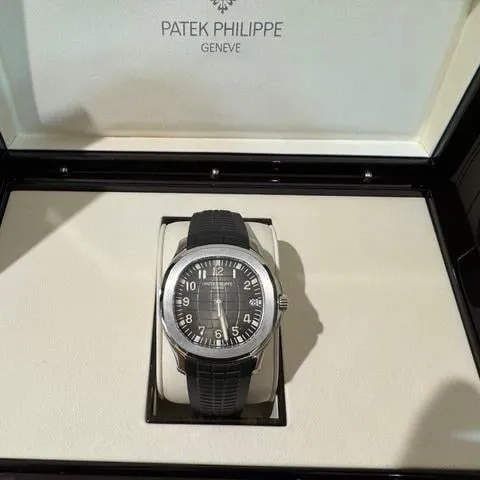 Patek Philippe Aquanaut 5167A-001 40mm Stainless steel Black 4