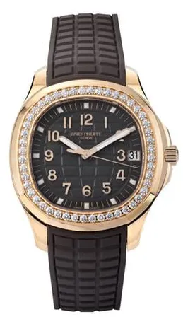 Patek Philippe Aquanaut 5268/200R-010 39mm Rose gold Brown