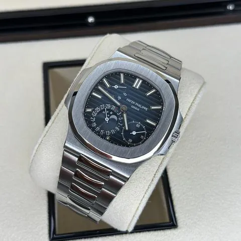 Patek Philippe Nautilus Moonphase 5712/1A-001 40mm Stainless steel Blue