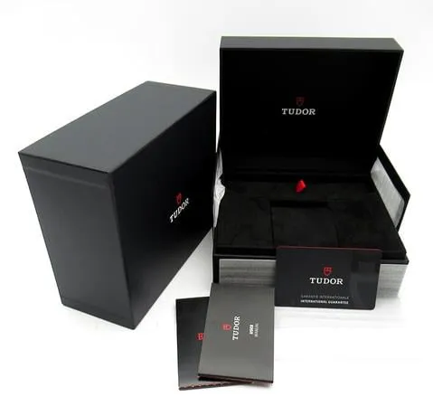 Tudor Black Bay M79000N-0001 37mm Stainless steel Black 5