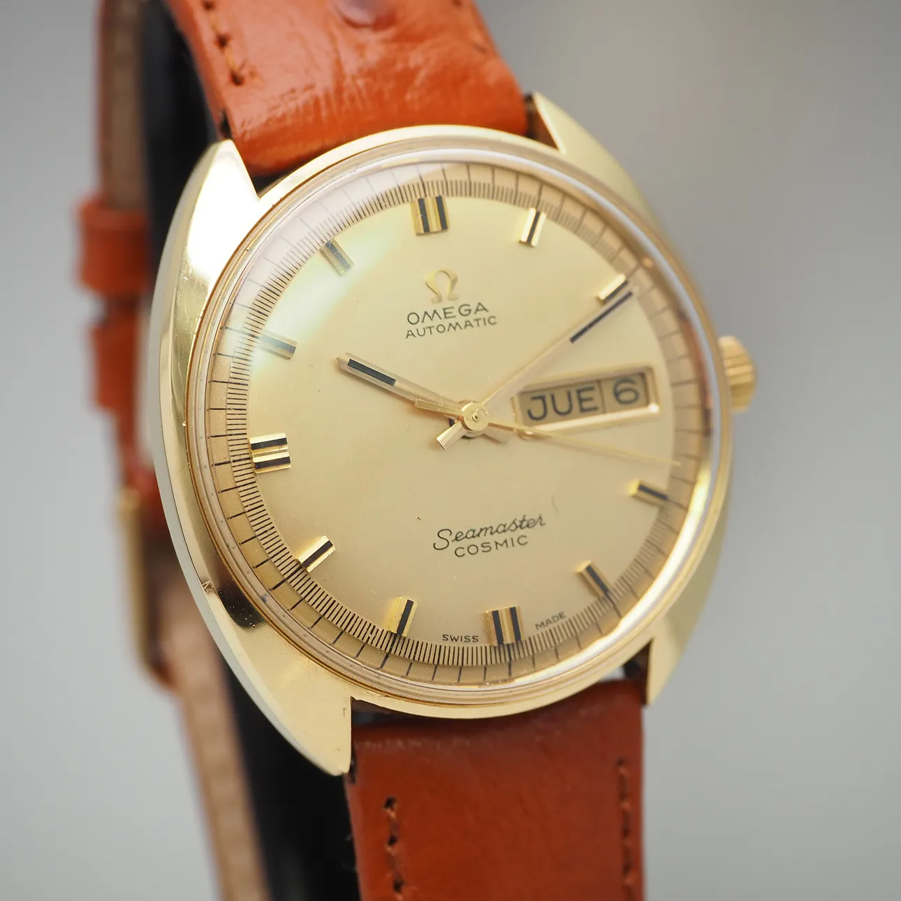 Omega Seamaster Cosmic 166.049 35mm Yellow gold 1