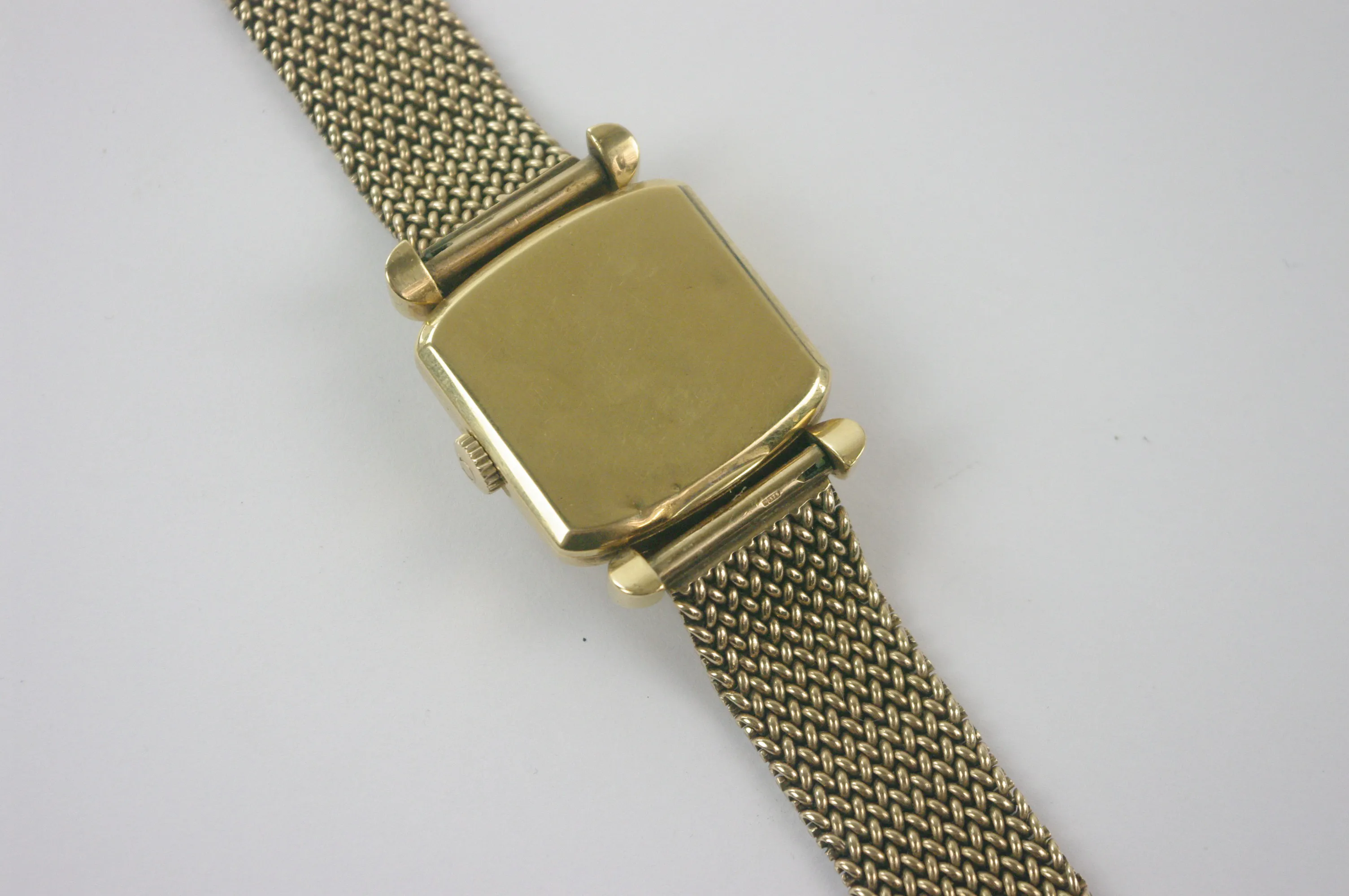 Omega Yellow gold 3