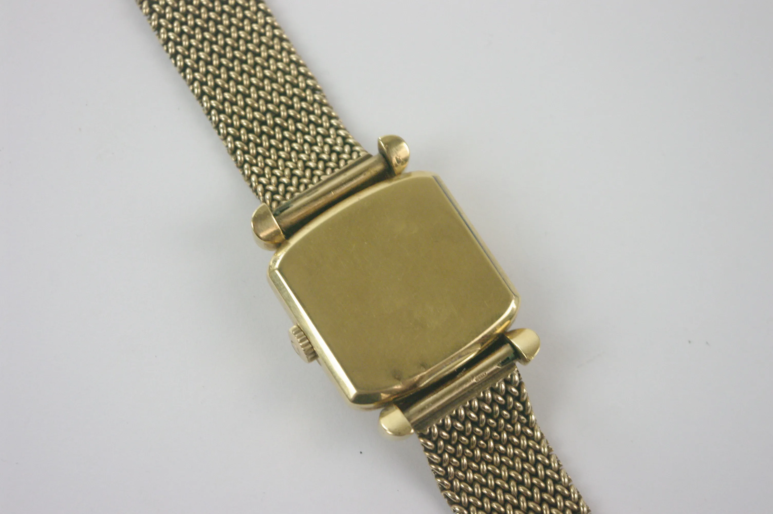 Omega Yellow gold 4