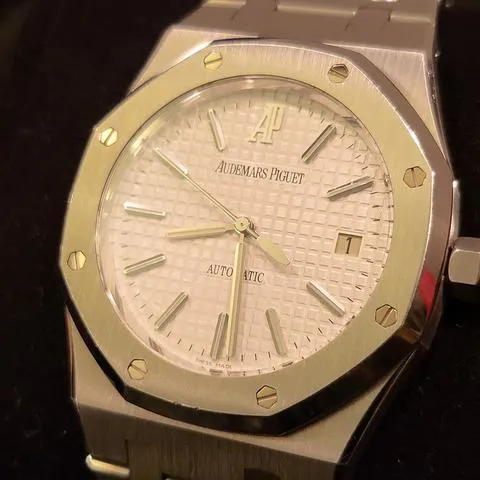 Audemars Piguet Royal Oak 15300ST.OO.1220ST.01 39mm Stainless steel Silver 1