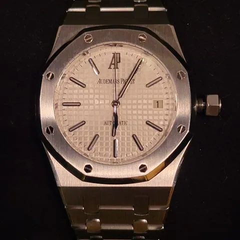 Audemars Piguet Royal Oak 15300ST.OO.1220ST.01 39mm Stainless steel Silver 21