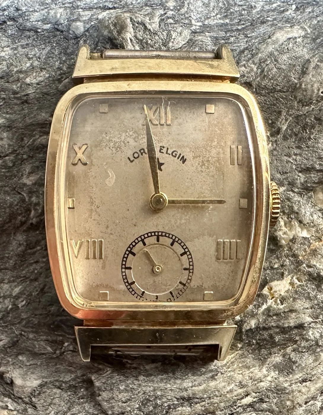 Lord Elgin 26mm 14k Gold