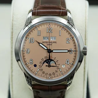 Patek Philippe Perpetual Calendar 5320G-011 White gold Pink