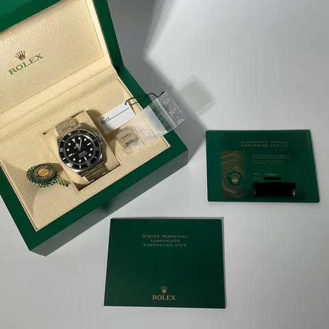 Rolex Submariner 124060 41mm Stainless steel Black 9