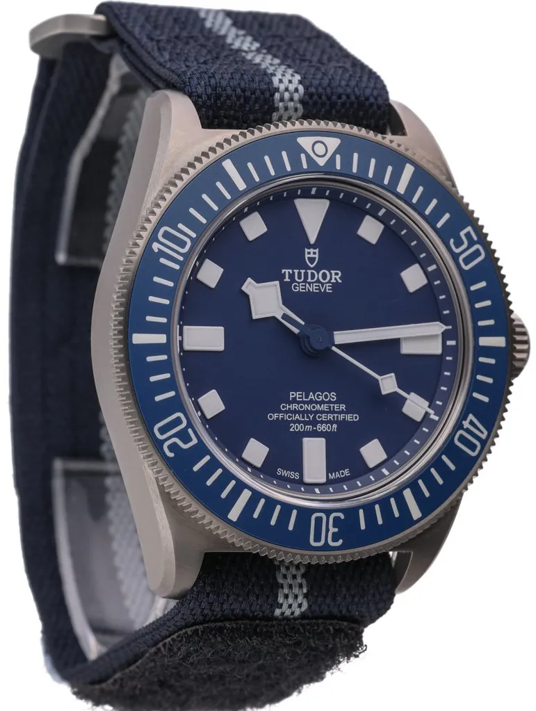 Tudor Pelagos 25707B/21 42mm Titanium Blue 5