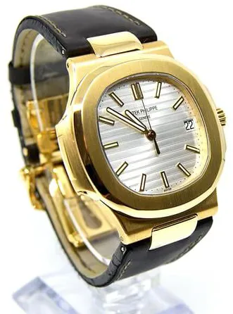 Patek Philippe Nautilus 5711J-001 40mm Yellow gold Silver 2