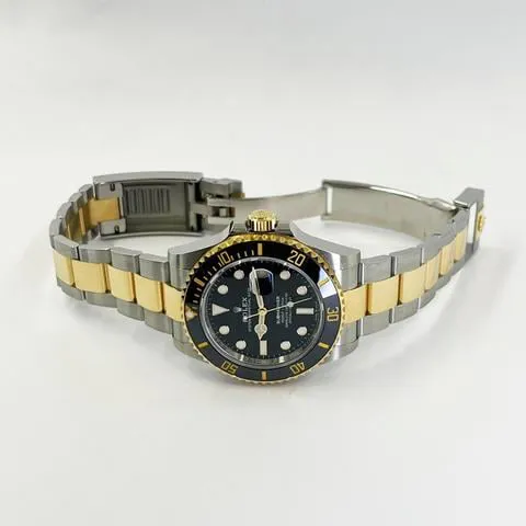 Rolex Submariner 126613LN 41mm Yellow gold and Stainless steel Black 6