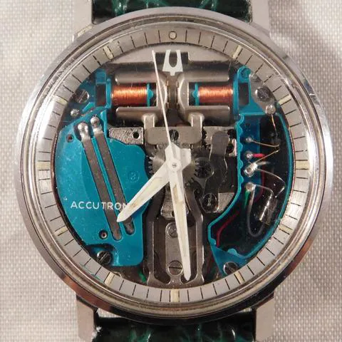 Bulova Accutron M6 34mm Stainless steel Green