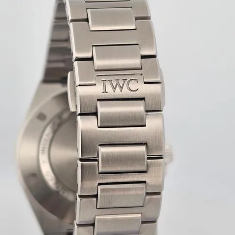 IWC Ingenieur Automatic IW328901 40mm Stainless steel Black 3