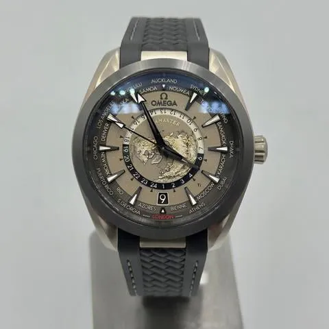 Omega Aqua Terra 150M 220.92.43.22.99.001 43mm Titanium Gray