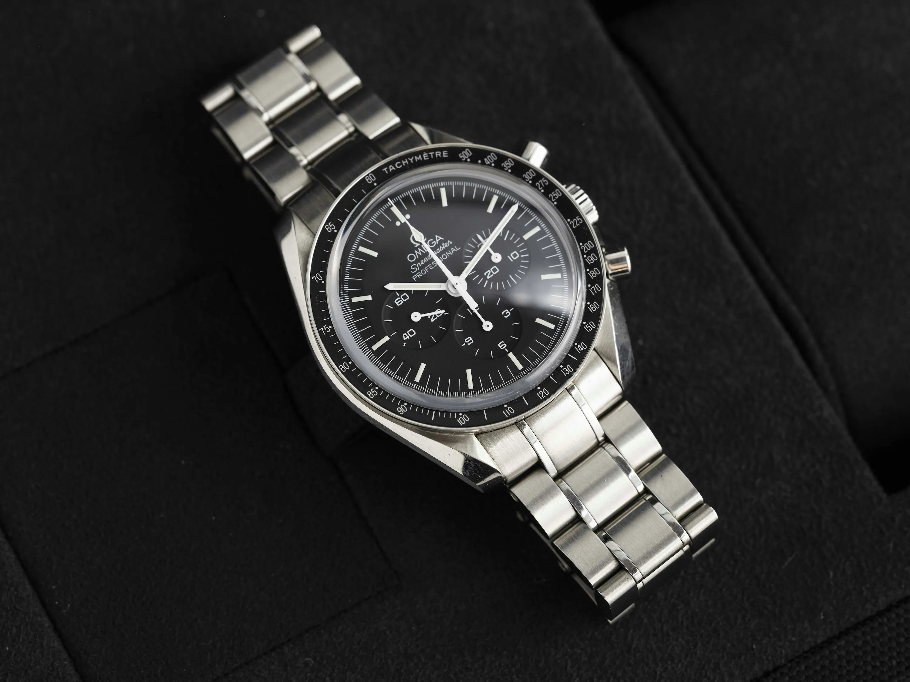 Omega Speedmaster Moonwatch 311.30.42.30.01.006 42mm Stainless steel Black 2