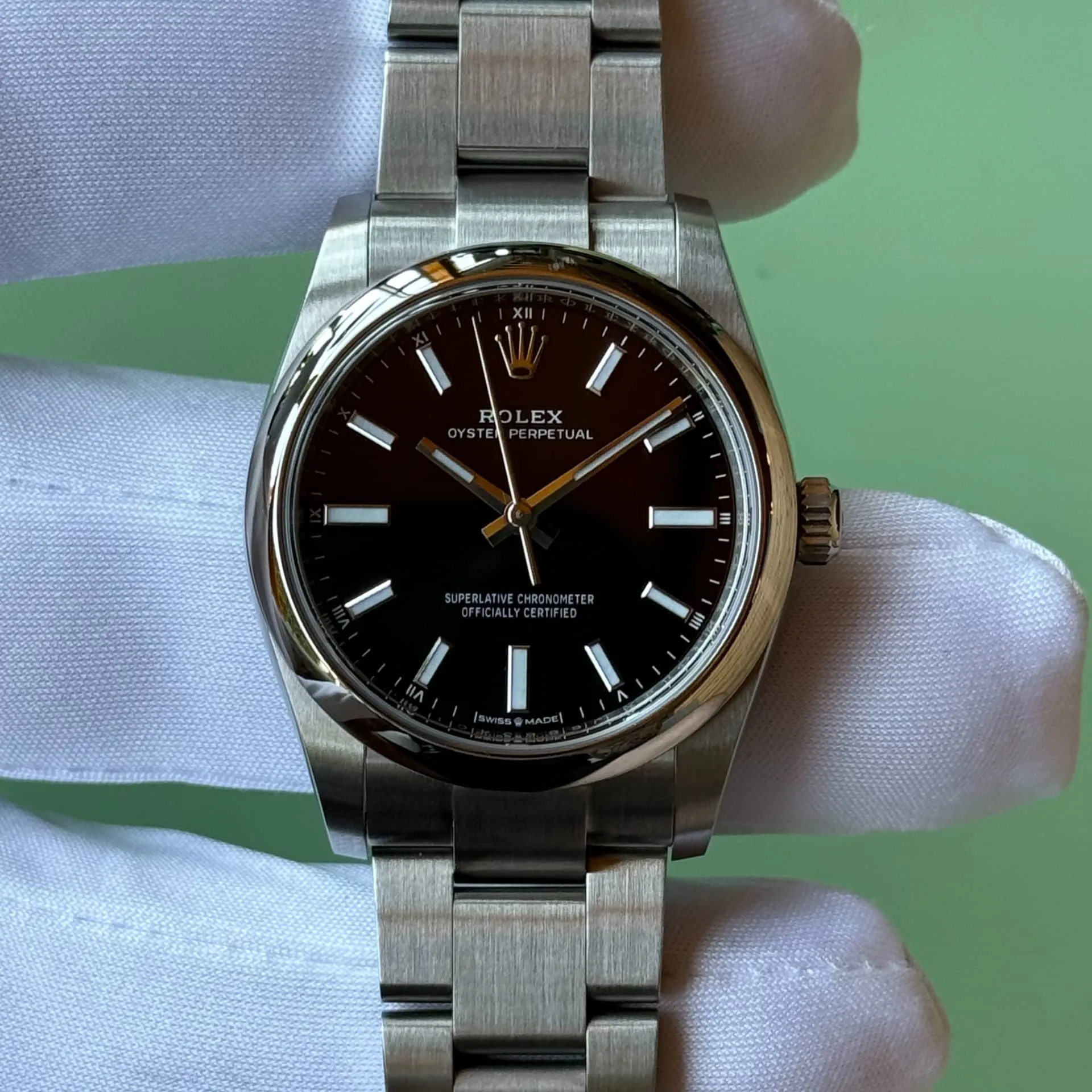 Rolex Oyster Perpetual 124200-0002