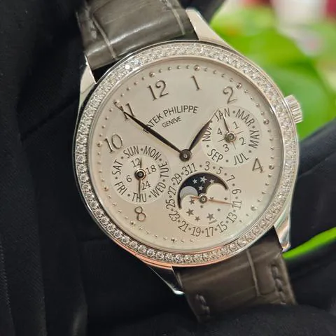 Patek Philippe Perpetual Calendar 7140G-001 35mm White gold Silver 7