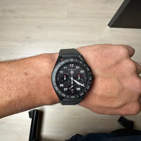 TAG Heuer Connected SBG8A 45mm Titanium Black 6