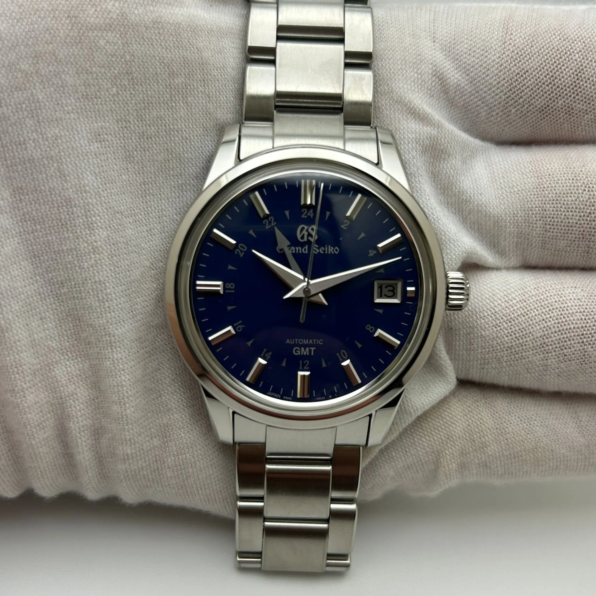 Grand Seiko GMT SBGM239