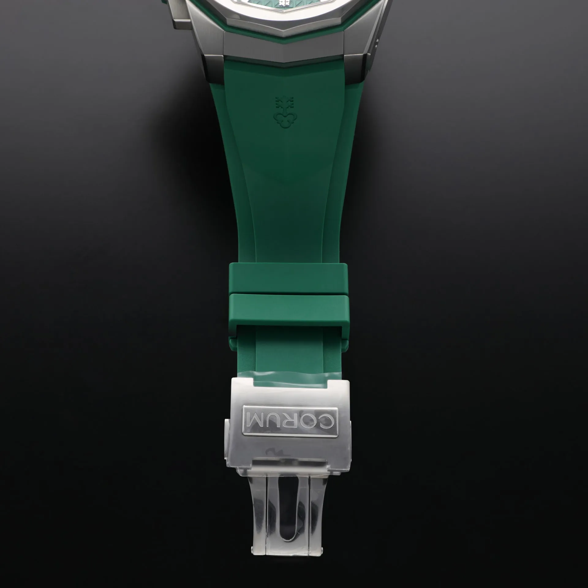 Corum Admiral 132.211.04/F377 45mm Titanium Green 4