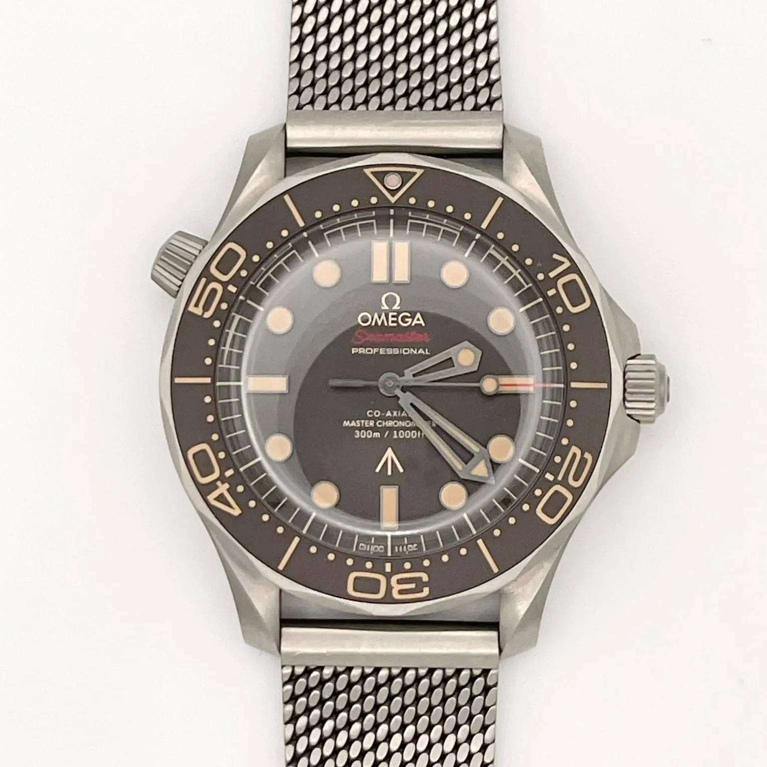 Omega Seamaster Diver 300M 210.90.42.20.01.001 42mm Titanium Brown