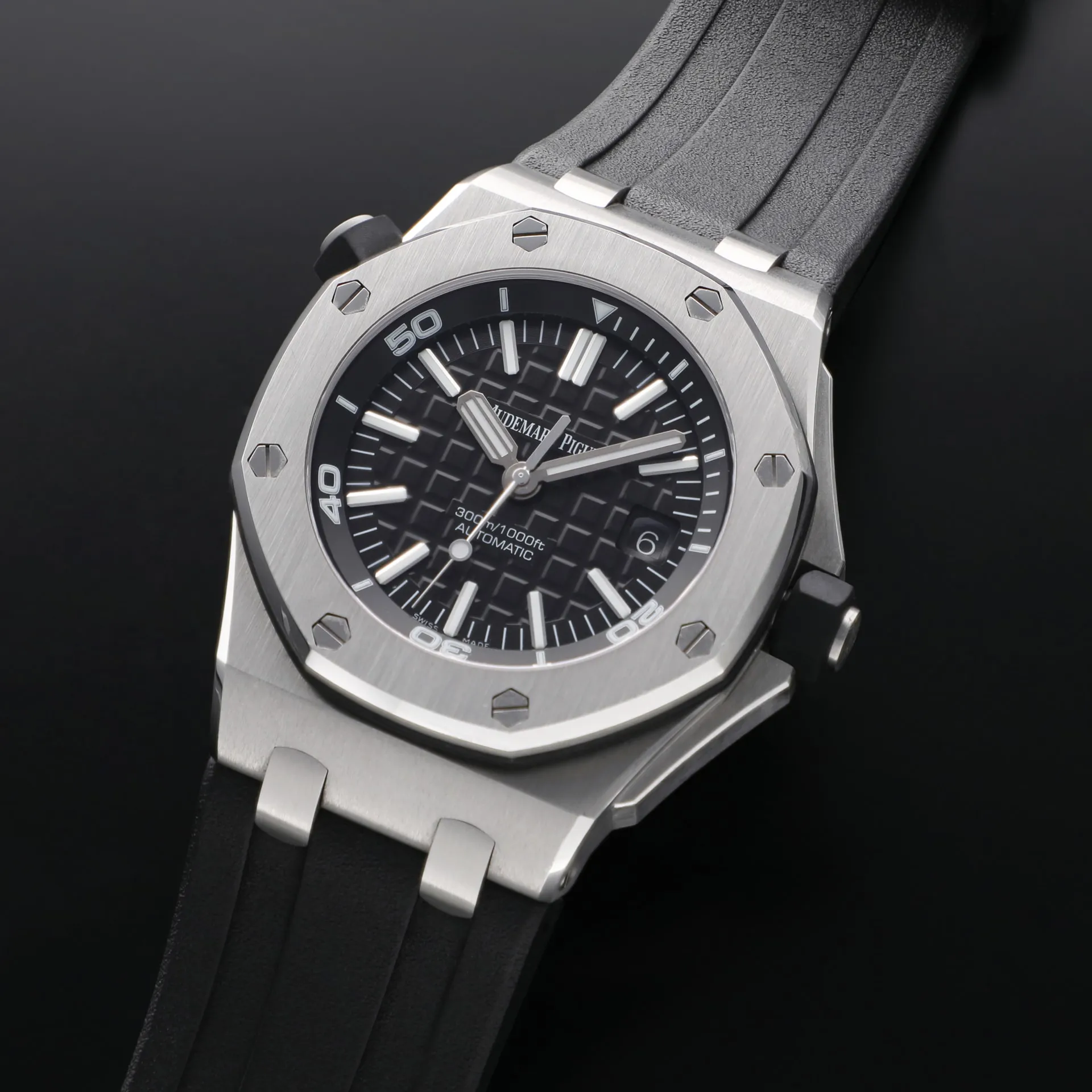 Audemars Piguet Royal Oak Offshore Diver 15710ST.OO.A002CA.01 42mm Stainless steel Black 1