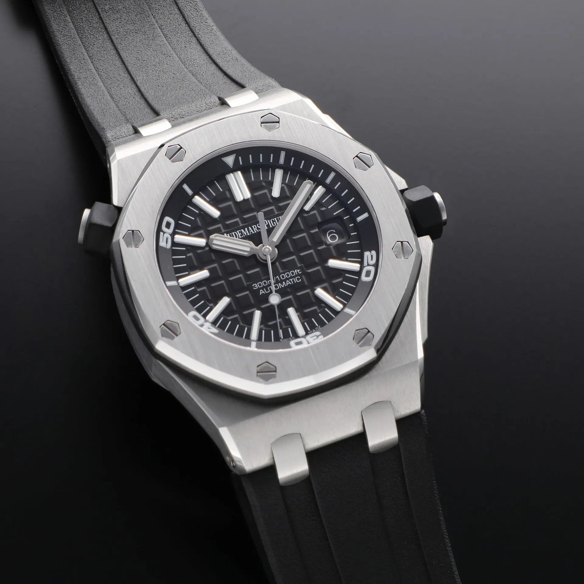 Audemars Piguet Royal Oak Offshore Diver 15710ST.OO.A002CA.01 42mm Stainless steel Black 2