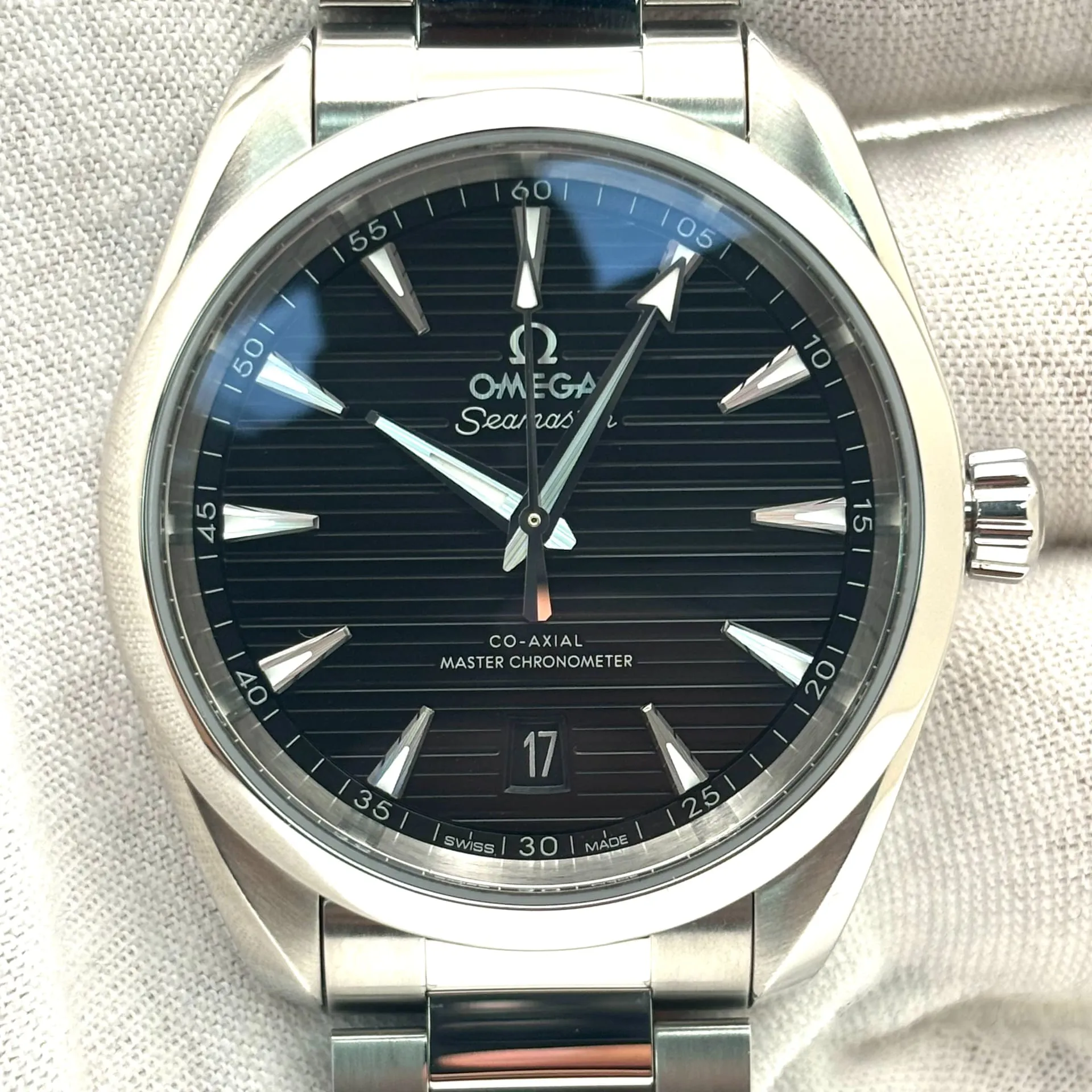 Omega Aqua Terra 220.10.38.20.01.001