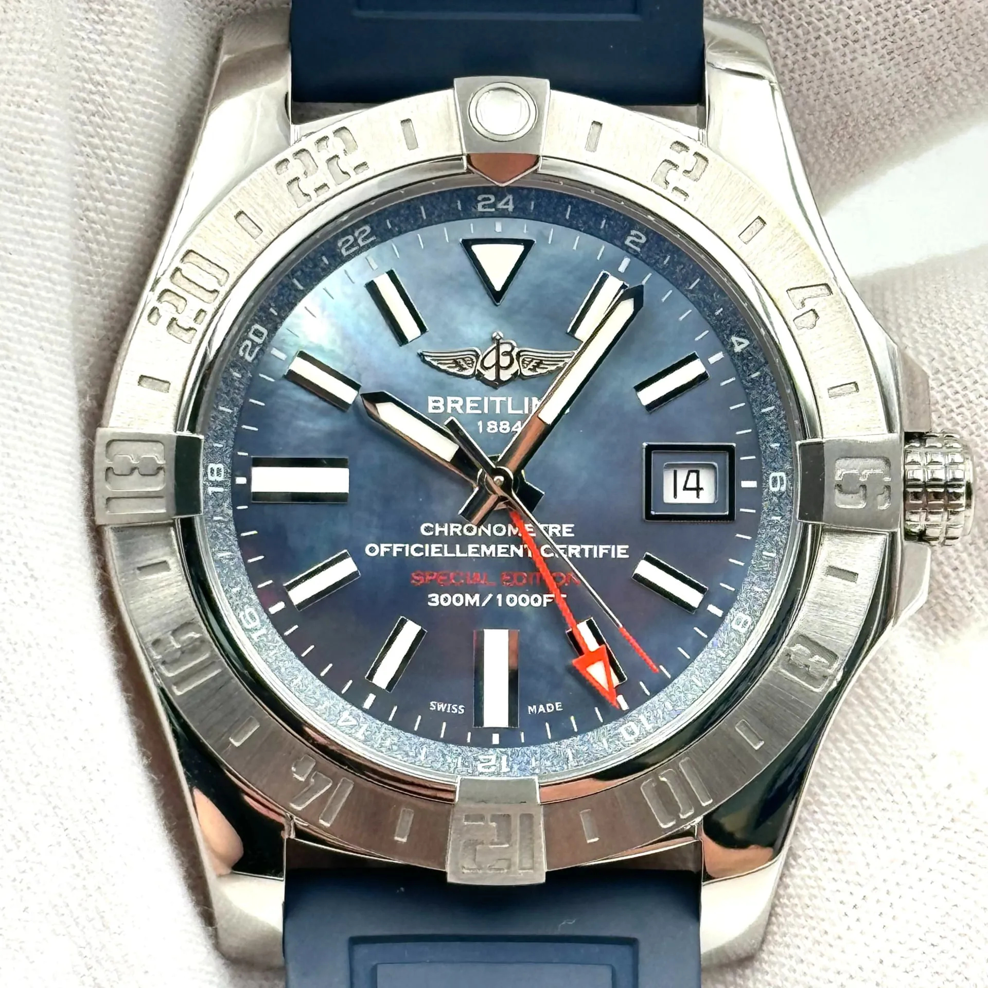 Breitling Avenger A3239011/C930/170A 43mm Stainless steel Blue