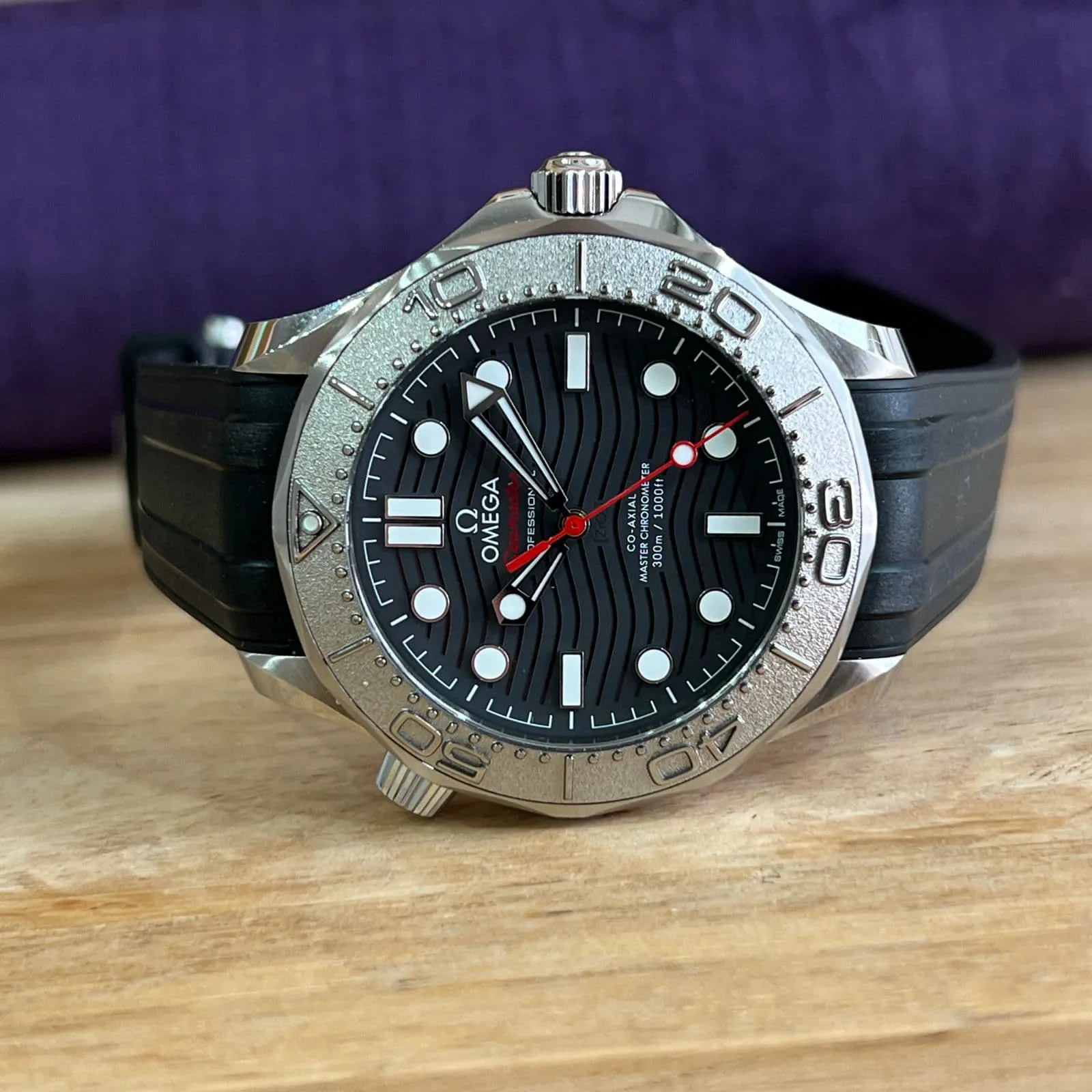 Omega Seamaster Diver 300M 210.32.42.20.01.002